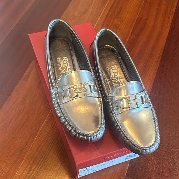 Salvatore Ferragamo Silver Loafers - Picture 4 of 4